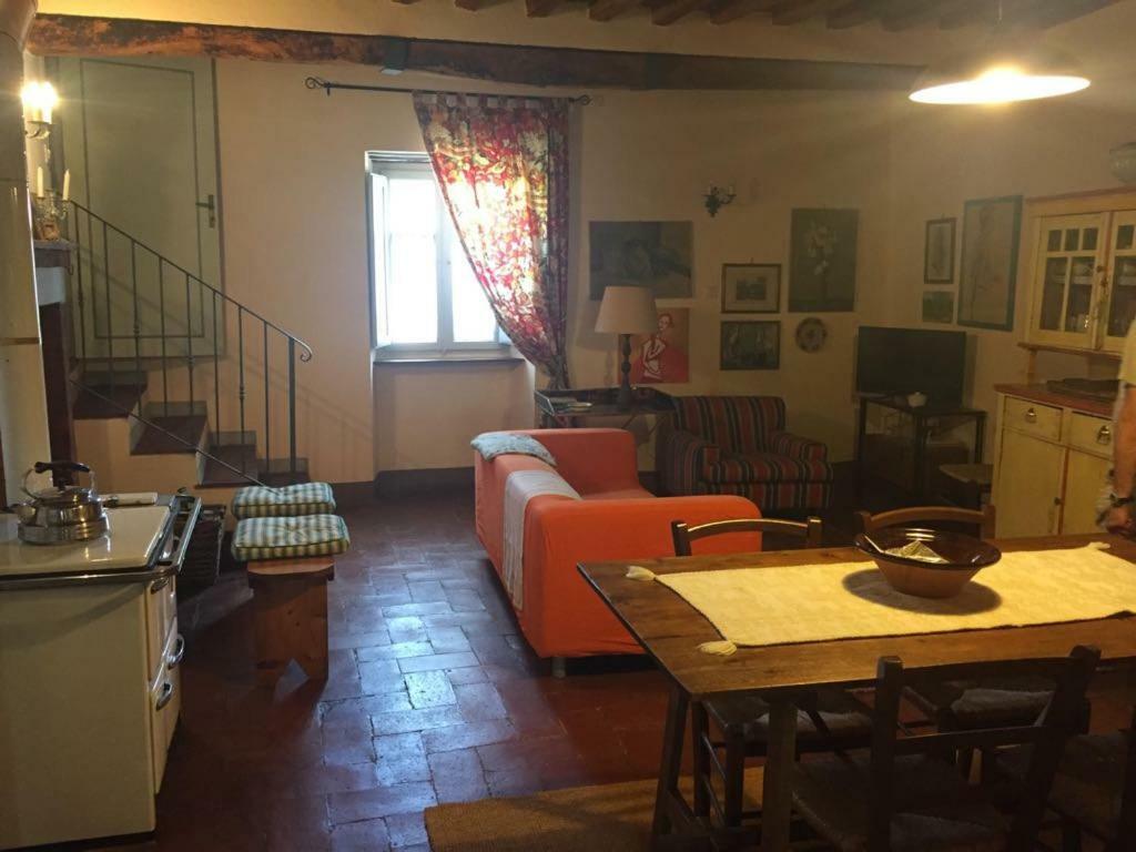 Villa La Casa Rosa à Vitiano Extérieur photo